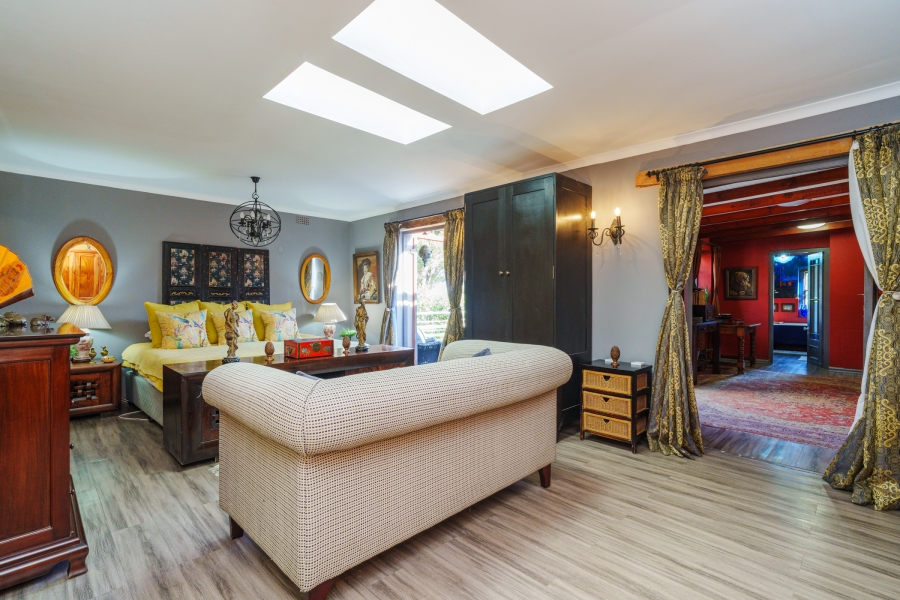 4 Bedroom Property for Sale in Meadowsteads Western Cape